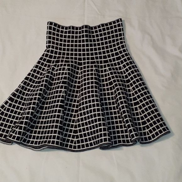 Cache Cache Dresses & Skirts - Cache Cache High Waist Circle‎ Miniskirt Squares S